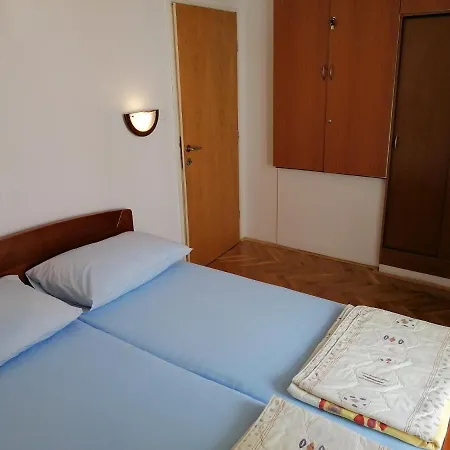 P&f Apartment Primošten